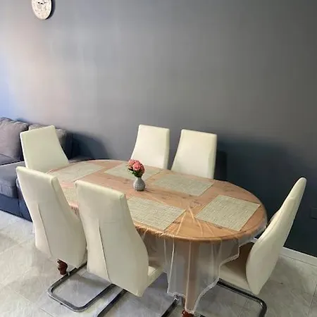 Paradise Homes 17 דירה