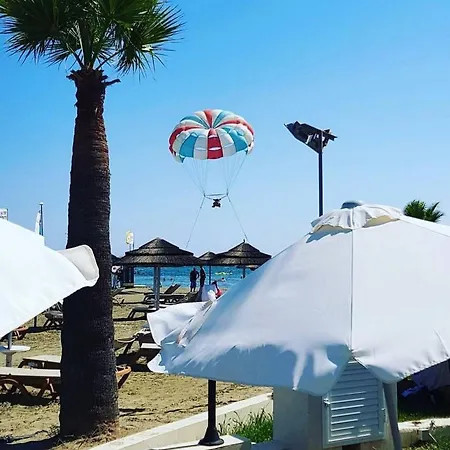 Paradise Homes 17 * לרנקה