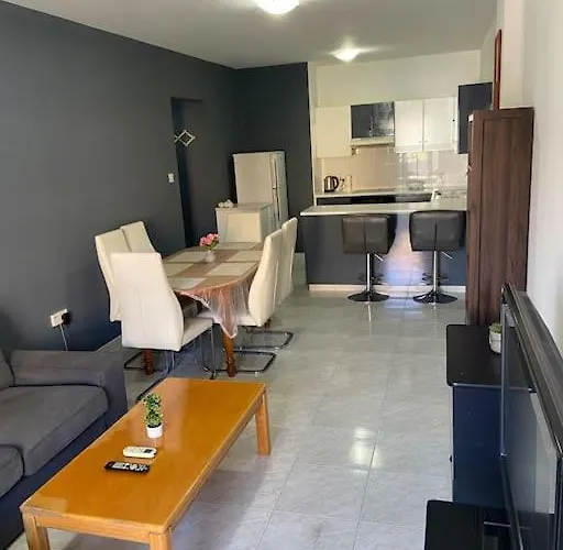 Lägenhet Paradise Homes 17 *